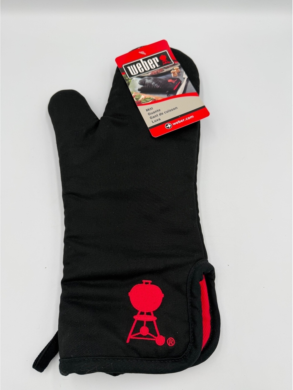 New with tag Weber Black Oven Mitt